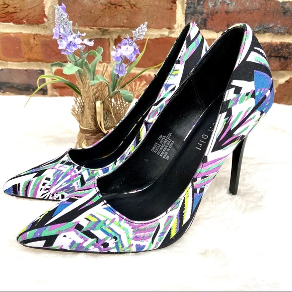 Madden Girl Shoes - 🦋MADDEN GIRL Ohnice Graphic Colorful Classic Pump